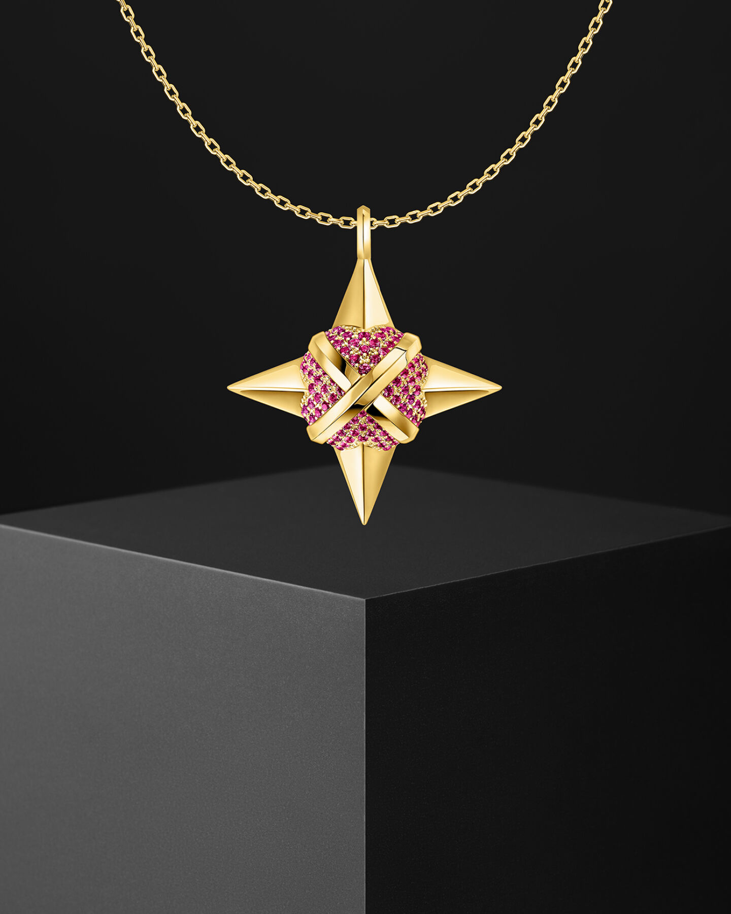 Hochwertiger Schmuck aus Gold, Silber - mit Diamanten | SABOTEUR